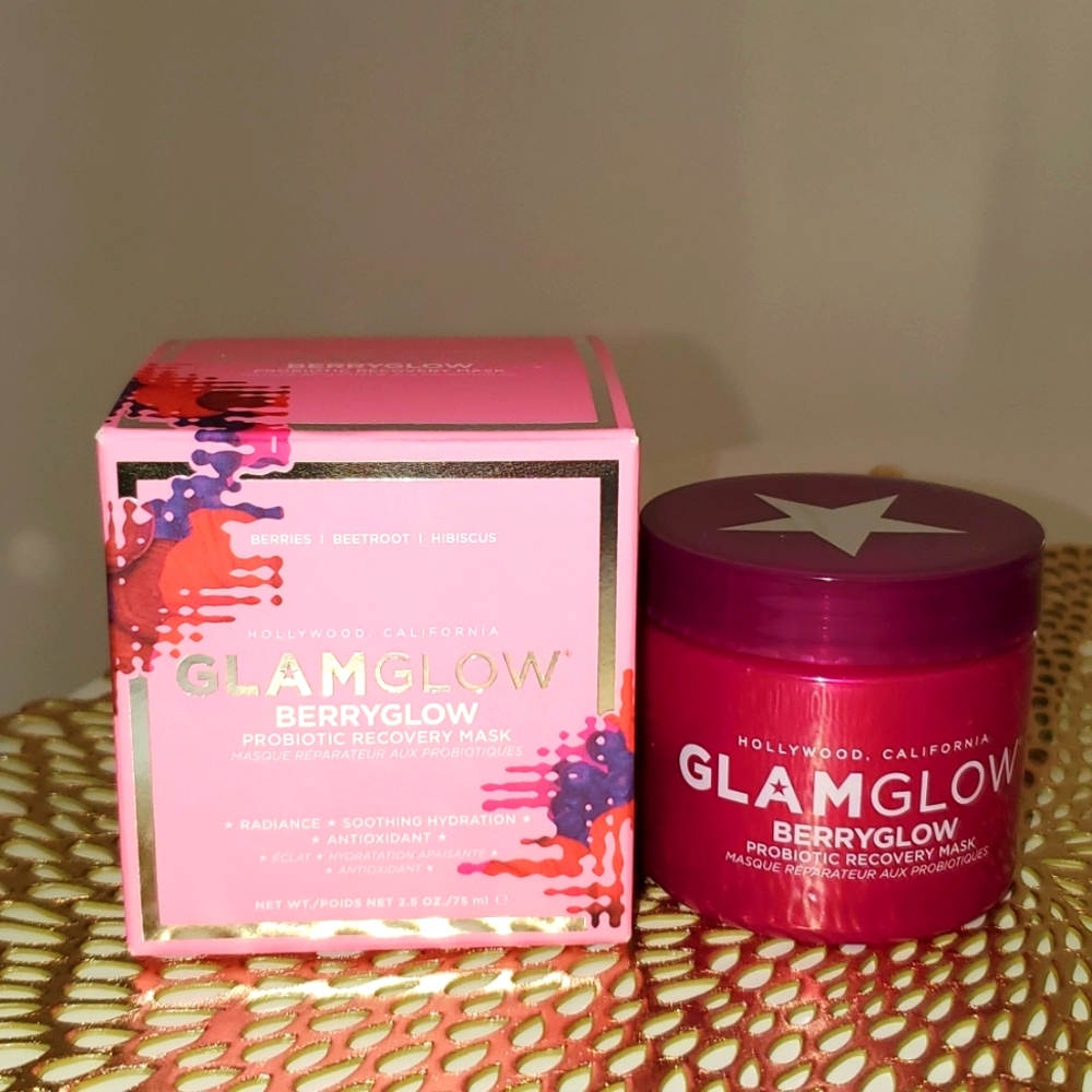 NIB GLAMGLOW Berryglow Probiotic Recovery Radiance Moisturizing Mask 2.5 oz